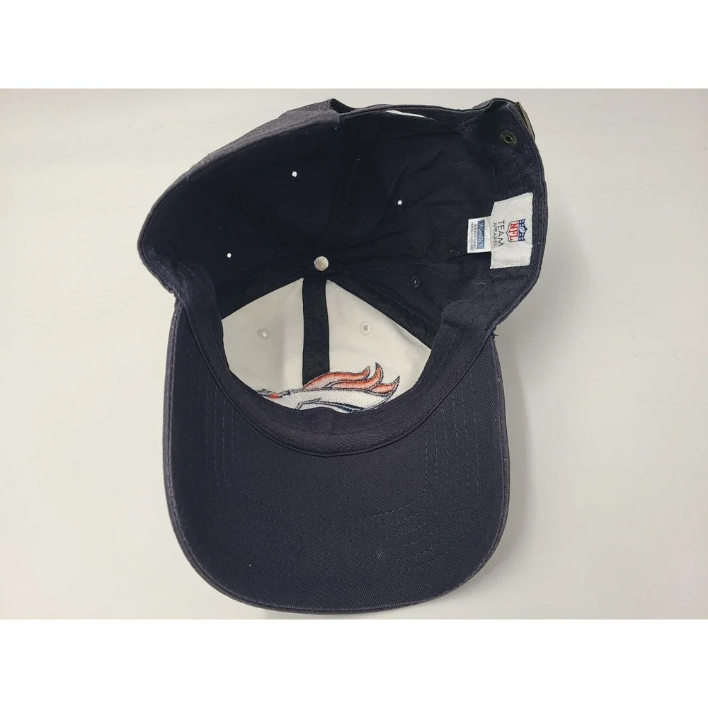 Women Denver Broncos Glitter Sparkles NFL‎ Team Apparel Strapback Hat Cap White